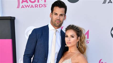 Jessie James Decker S Husband Eric Announces Retirement From Nfl Fox News