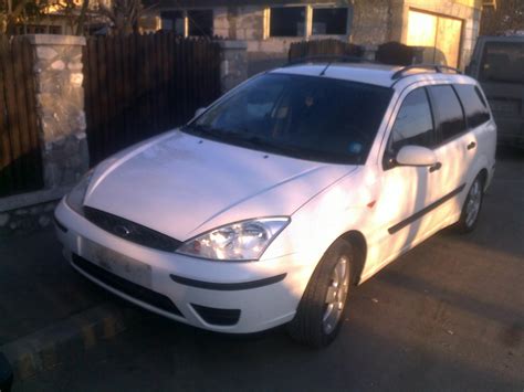 Dezmembrez Ford Focus Kombi Tddi Cp An