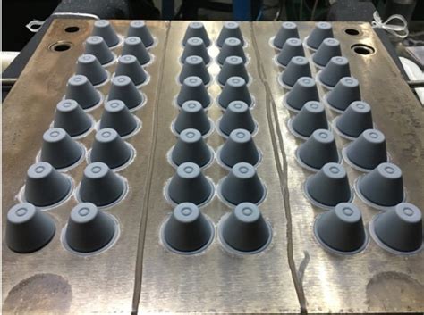 Custom Manufacturing Rubber Molds For Compression Molding Transfer