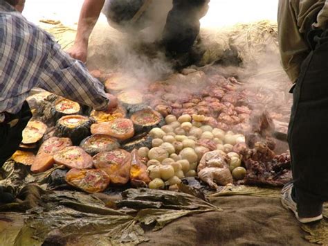 El Curanto Comida Tipica En Bariloche Lucatdis