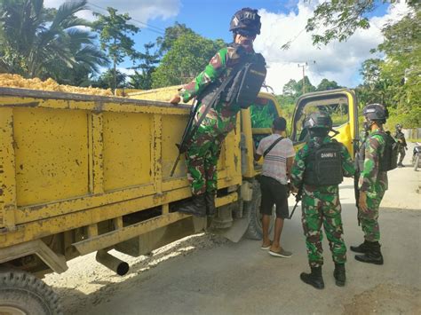 CEGAH KEGIATAN ILEGAL ANGGOTA SATGAS PAMTAS RI PNG YONIF 711 RAKSATAMA