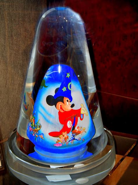 The Walt Disney World Picture of the Day: Disney Fine Art Glass [4 ...