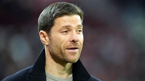 Bayer Leverkusen den Xabi Alonso nun geleceği için açıklama