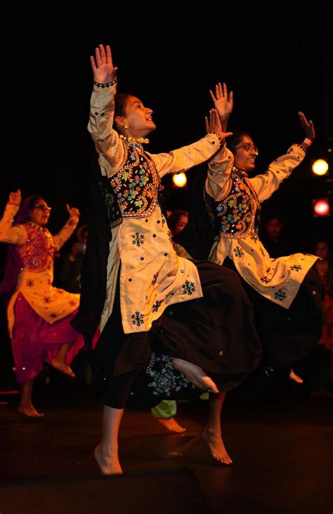 Bhangra Classes In Kitchener G9 Bhangra