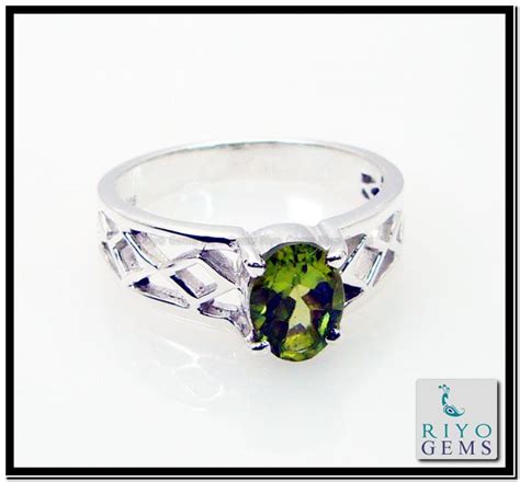 Sterling Silver Handmade Peridot Silver Ring By Riyogems