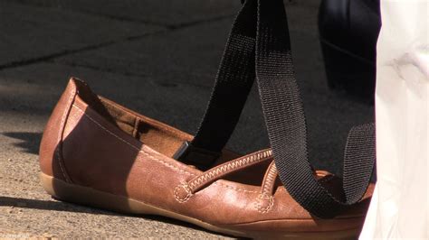 156 Mature Toe Wiggle CC FEET