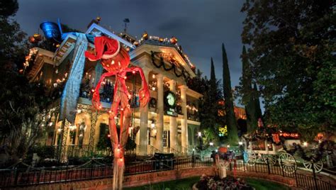 Update Haunted Mansion Holiday Will Return This Halloween Season