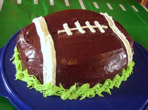 Cobo Football Cakes