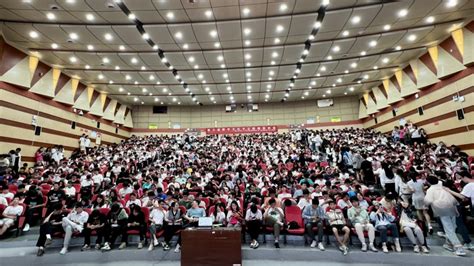 争做“数创”先锋！重庆交通大学举行2023年全国大学生数学建模竞赛宣讲会 国内新闻 华龙网