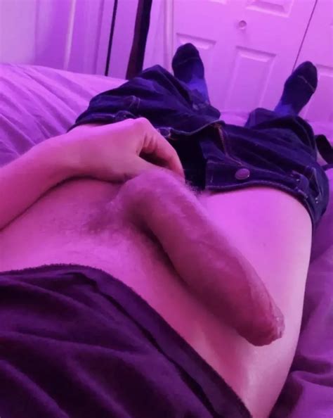 Are You Bigger Nudes Cockcompare Nude Pics Org