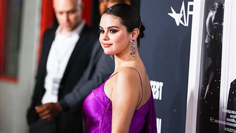 Selena Gomez Taking A Break From Social Media Amid Hailey Bieber Drama