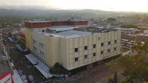 Es Correcto Derribar El Edificio De La Biblioteca Nacional De El