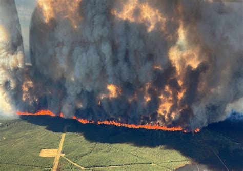 Canadá bajo fuego reporta la temporada de incendios forestales más