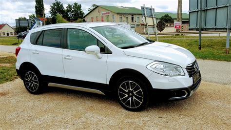 Eladó használt SUZUKI SX4 S CROSS 1 6 DDiS GLX napfénytető EASS