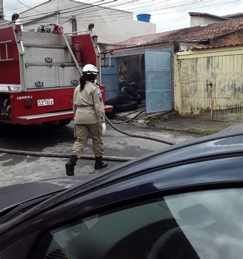 Princ Pio De Inc Ndio Assusta Moradores Do Bairro Vila Rica Em Volta