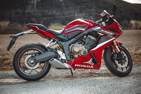 Honda CBR650R und Aprilia RS 660 im Test und Vergleich 