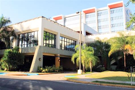 Reacreditan Al Centro Cardiovascular De Puerto Rico Y El Caribe