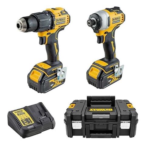 Dewalt Dck M T V Xr Cargador De Bater As Compacto Sin Escobillas