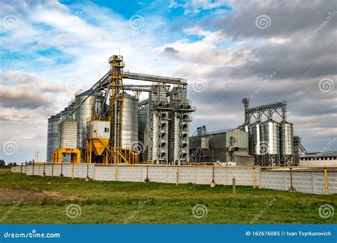 Agro Processing And Manufacturing Plant For Processing And Silver Silos