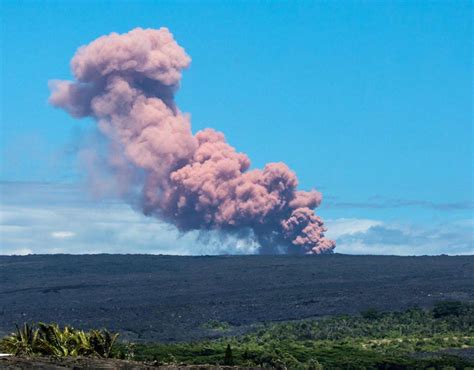 Hawaii Volcano Eruption 2018 Live Pictures As Kilauea Volcano Erupts