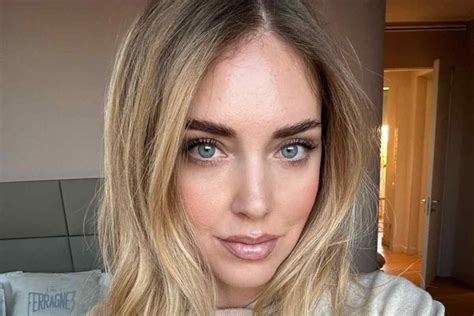 Chiara Ferragni Polemiche Sulla Prima Foto In Bikini Il Lato B Dell