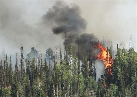 Smoke fills air as firefighters battle wildfires across Colorado