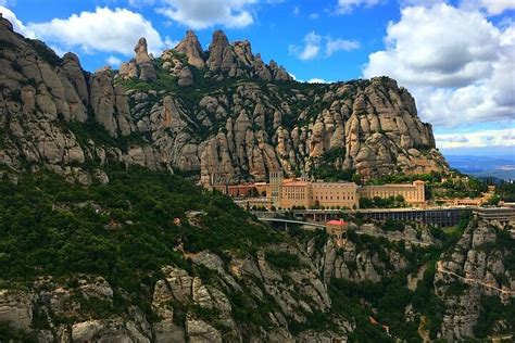 2024 Excursión De Día Completo A La Montaña De Montserrat Y Visita A