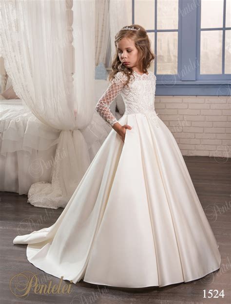 2017 Ivory Flower Girl Dresses For Weddings Long Sleeve Satin Beaded