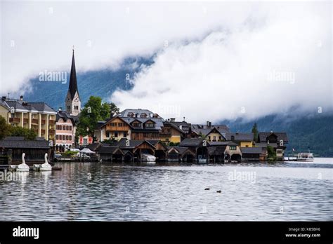 Panoramablick Von Hallstatt Und Den Hallst Tter See Sehen Teil Der