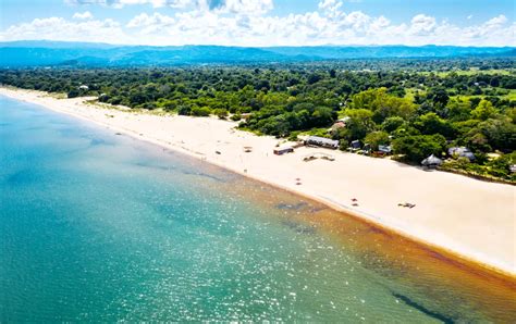 4 Best Lake Malawi Adventures in 2025