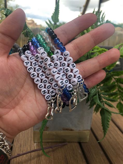 Bts Pulseras Hechas A Mano Nombres De Miembros Los Etsy