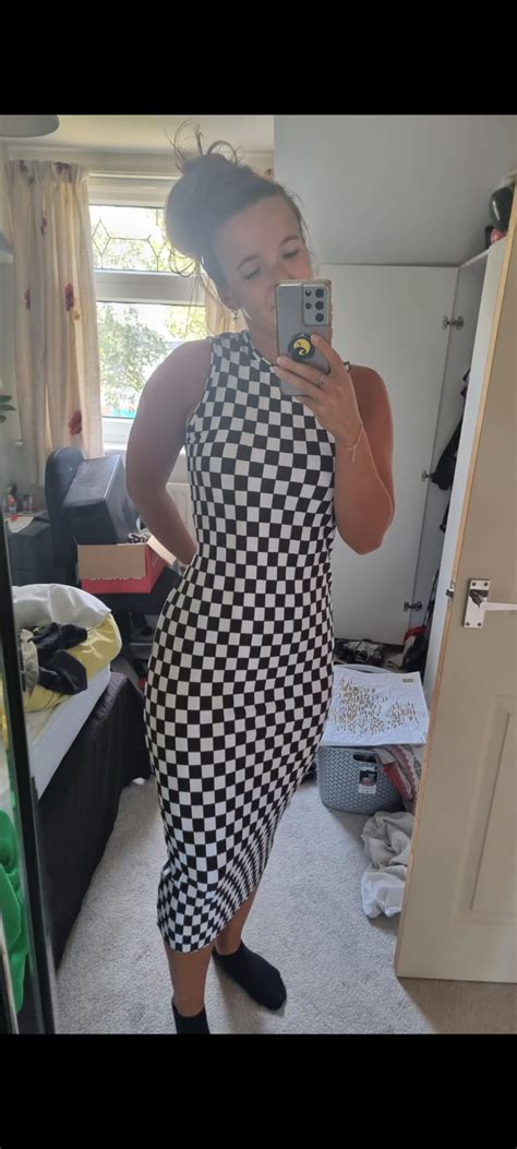 New Dress Ready For The Neighbourhood Party R Realgirls Sfw