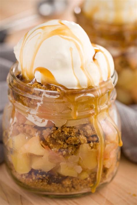 Pies In Jars Apple Delish Mason Jar Pies Mason Jar Desserts Mason Jar Meals Meals In A Jar