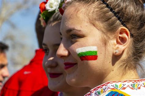 Колко добре познаваме българските национални символи? - Общество ...