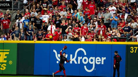 Cincinnati Reds Mlb Winning Streak Extended Vs Atlanta Braves