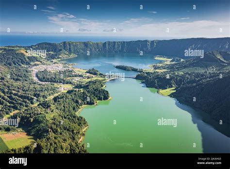 Vulkaninsel Azoren Luftaufnahme Fotos Und Bildmaterial In Hoher