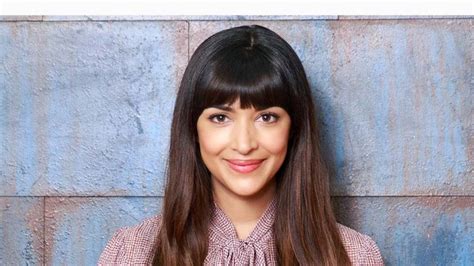 Hannah Simone Siblings Get To Know Zack Kahawatungu