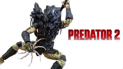 NECA Armored Lost Borg Predator Action Figure Review Español