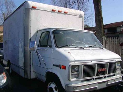 Gmc Vandura Cutaway Van Box Trucks