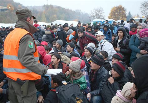 Asyl Politik Zu Restriktiv Sp Fordert Von Regierung Klage Gegen