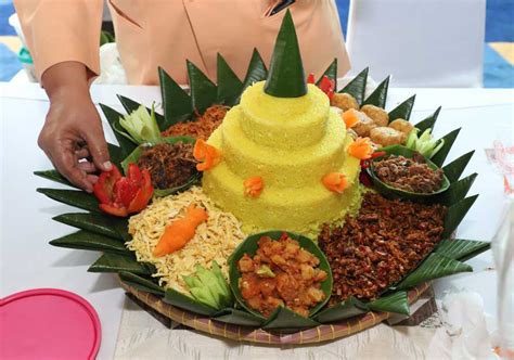 Paket Tumpeng Nasi Kuning Di Jakarta Barat Bisa Dadakan Khas Nusantara