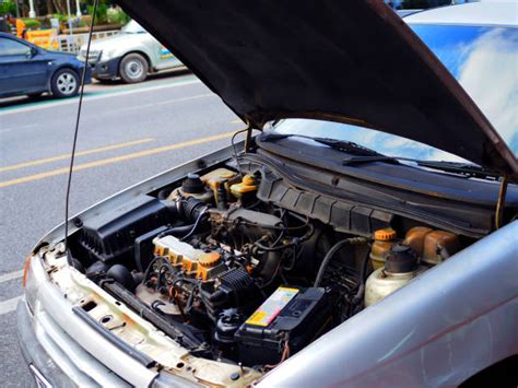 Best Car Hood Open Stock Photos Pictures And Royalty Free Images Istock