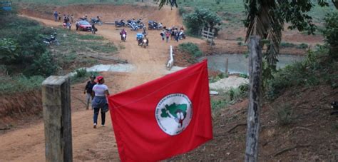 Mst Denuncia Mortos Em Opera O Policial Na Fazenda Mutamba No Par