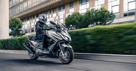 Il Kymco AK 550 Diventa Premium Ecco Foto E Prezzo News Moto It