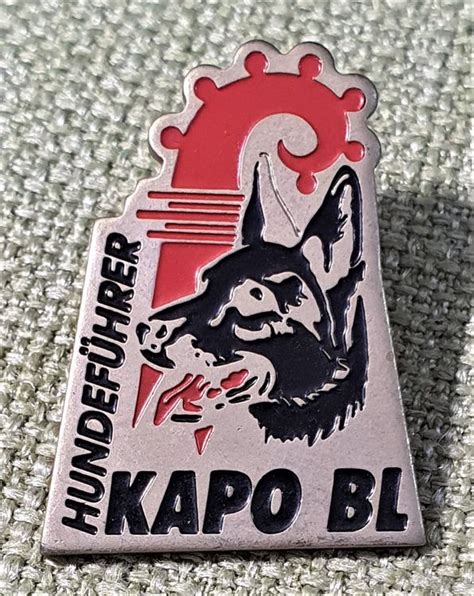 P Pin Polizei Hundef Hrer Kapo Bl Baselland Kaufen Auf Ricardo