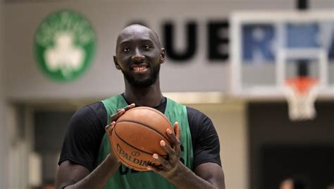 Tacko Fall Signs One Year Deal With The Boston Celtics Espn 981 Fm