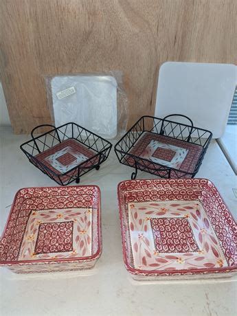 Great Finds Online Auctions - Temptations Baking/ Serving Dishes Set