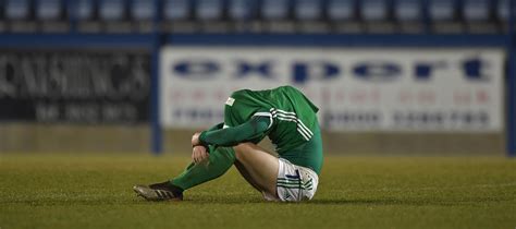 We Need To Talk About Mental Burnout In Football The Athletic