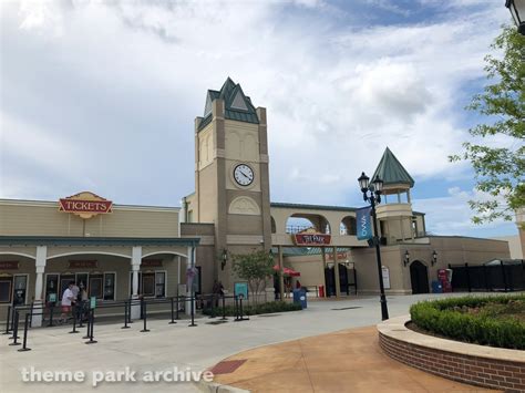 Entrance at The Park At OWA | Theme Park Archive