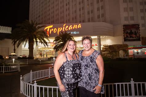 The Tropicana Hotel Las Vegas - MyVegasLimoTour | MyVegasLimoTour